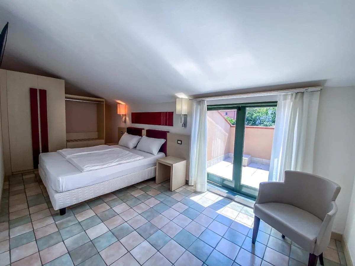La Mandola Eco Hostel Capraia