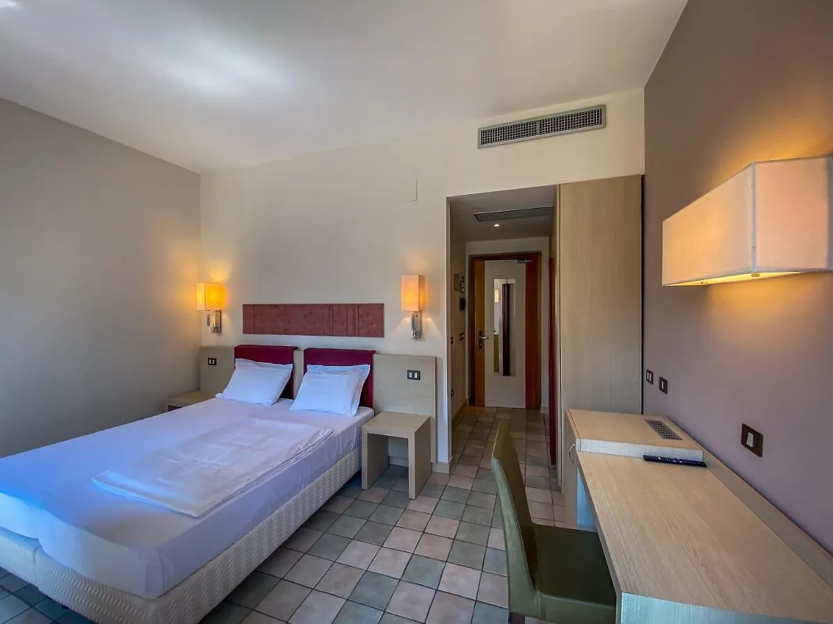 La Mandola Eco Hostel Capraia 0*,  Italy
