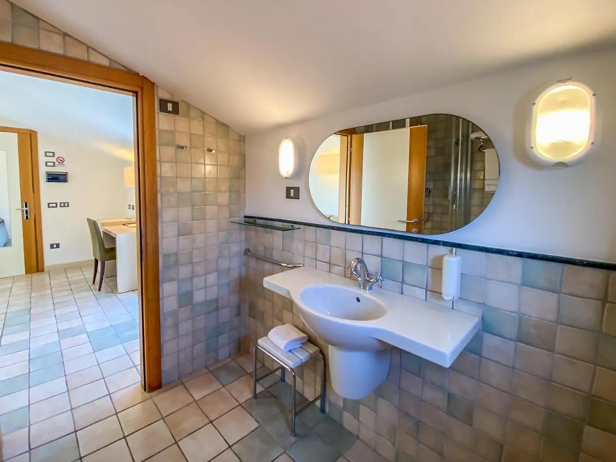 La Mandola Eco Hostel Capraia Italy