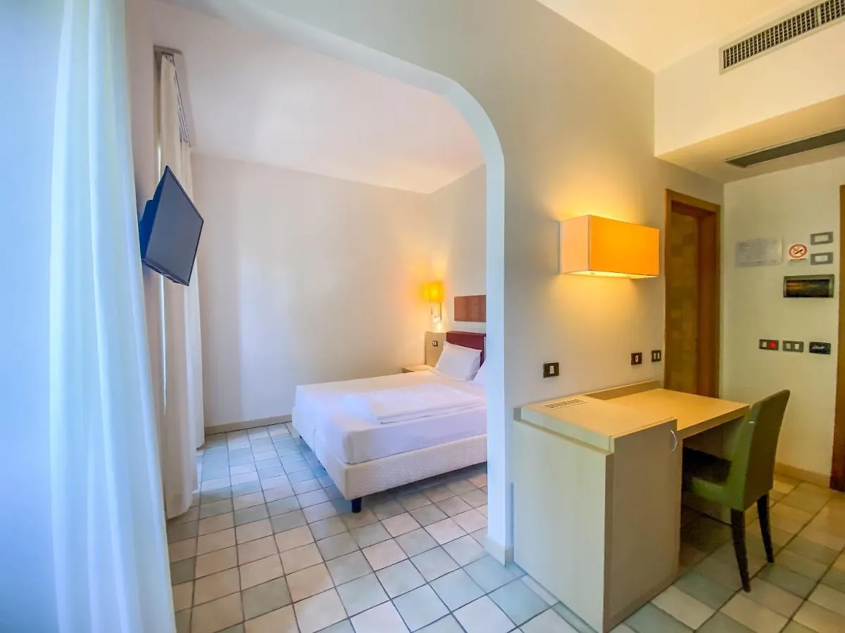 La Mandola Eco Hostel Capraia