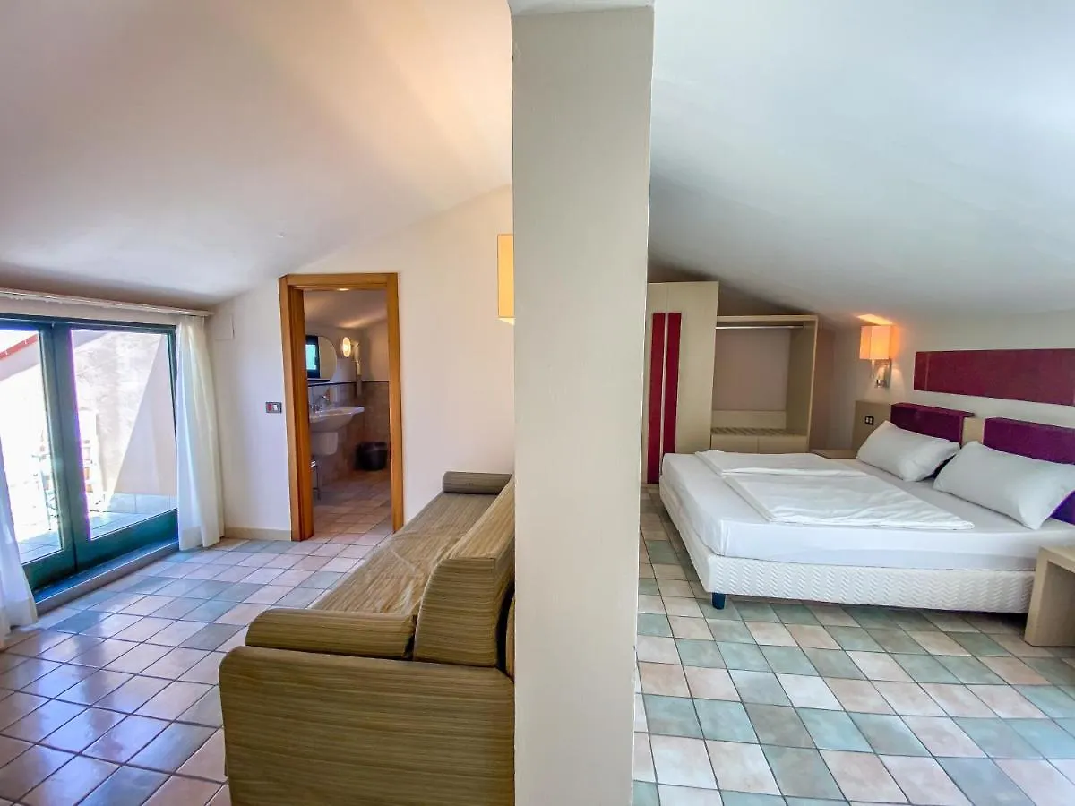 La Mandola Eco Hostel Capraia